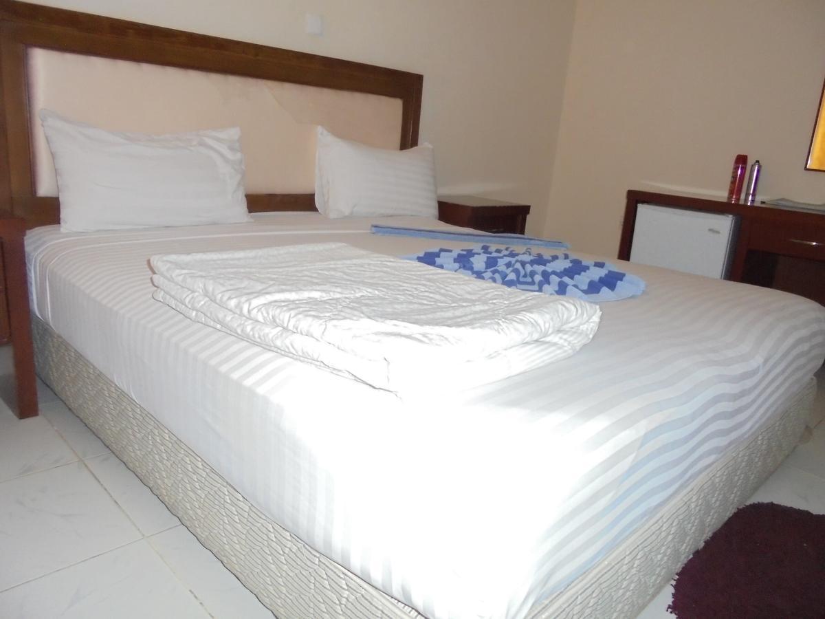 Keren Hotel Juba Exteriör bild